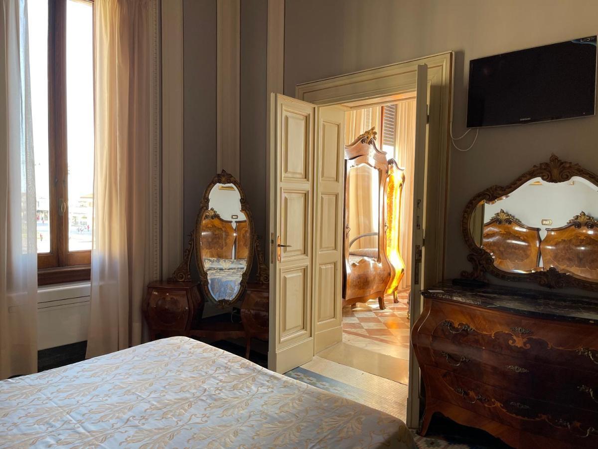 Villa Tina Hotel Viareggio Dış mekan fotoğraf