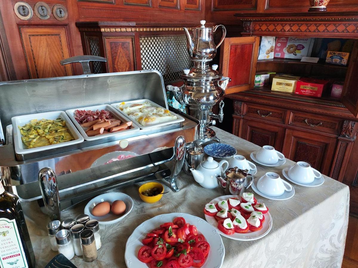 Villa Tina Hotel Viareggio Dış mekan fotoğraf
